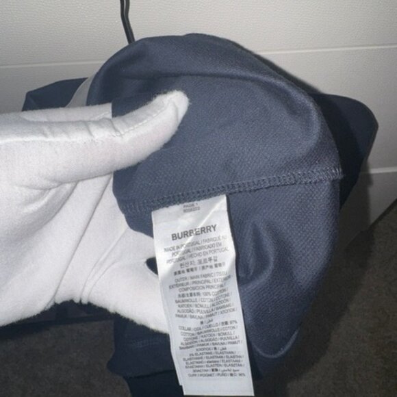 2x Vintage Burberry - Mint Condition - 1 Polo & 1 L/S Shirt - Men's Medium - Picture 4 of 16